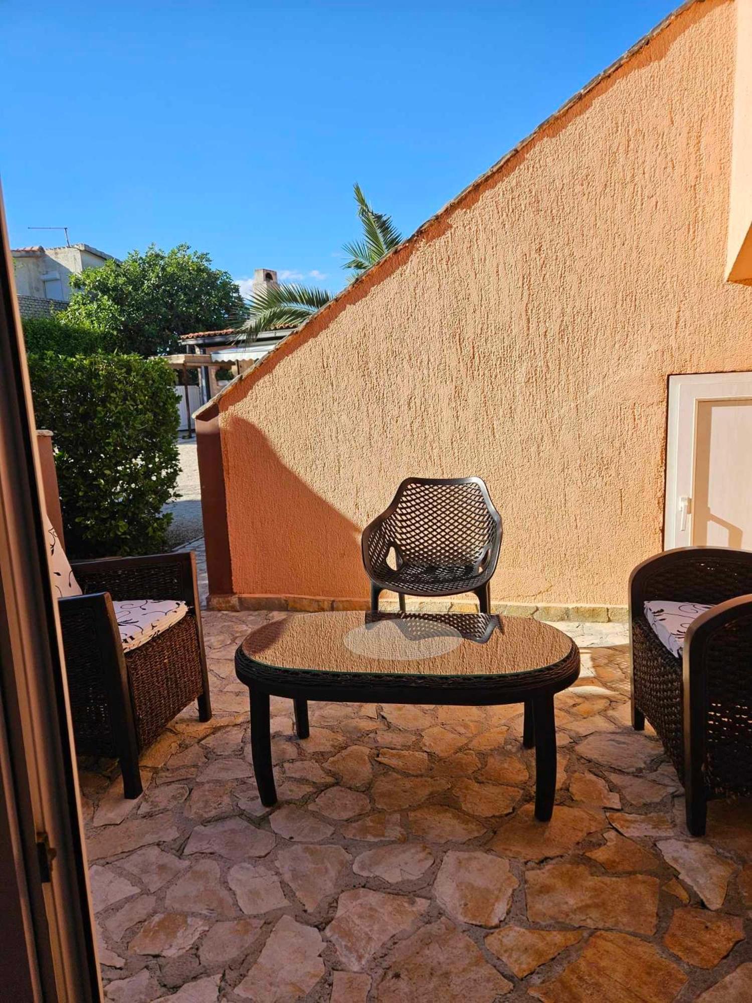 Aurelia Apartments, Vir Esterno foto
