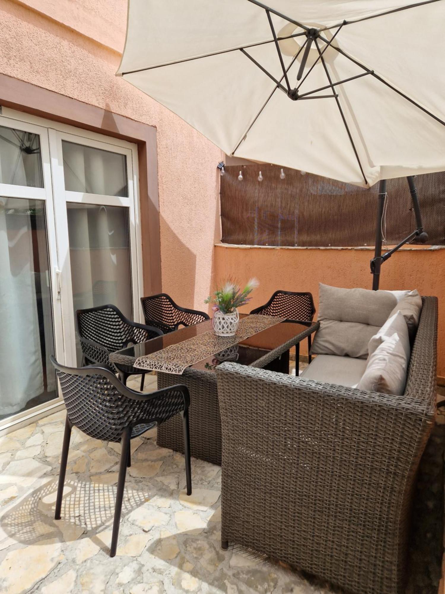 Aurelia Apartments, Vir Esterno foto