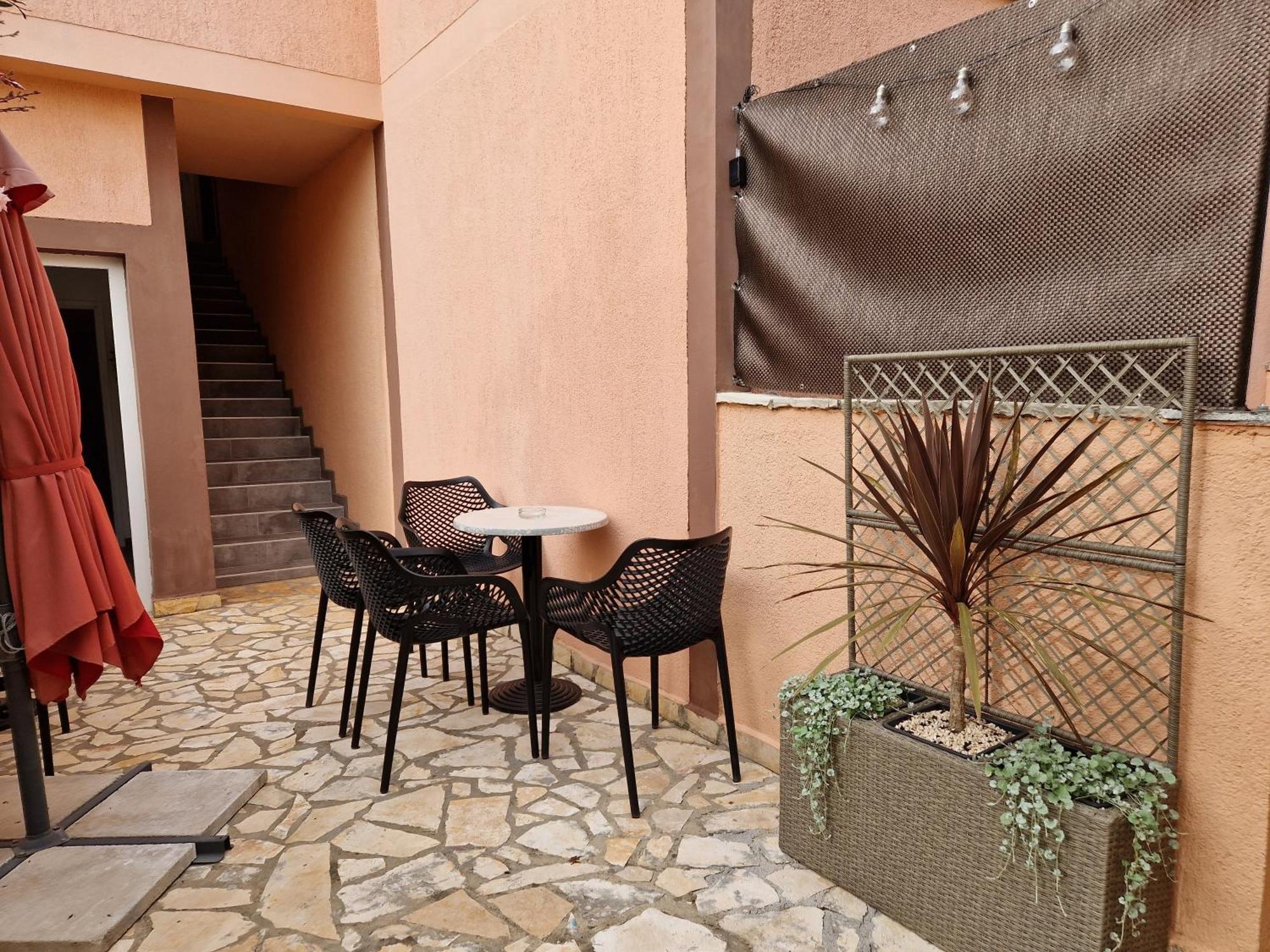 Aurelia Apartments, Vir Esterno foto