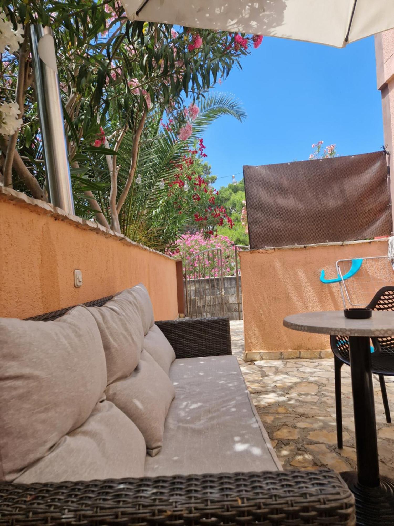 Aurelia Apartments, Vir Esterno foto